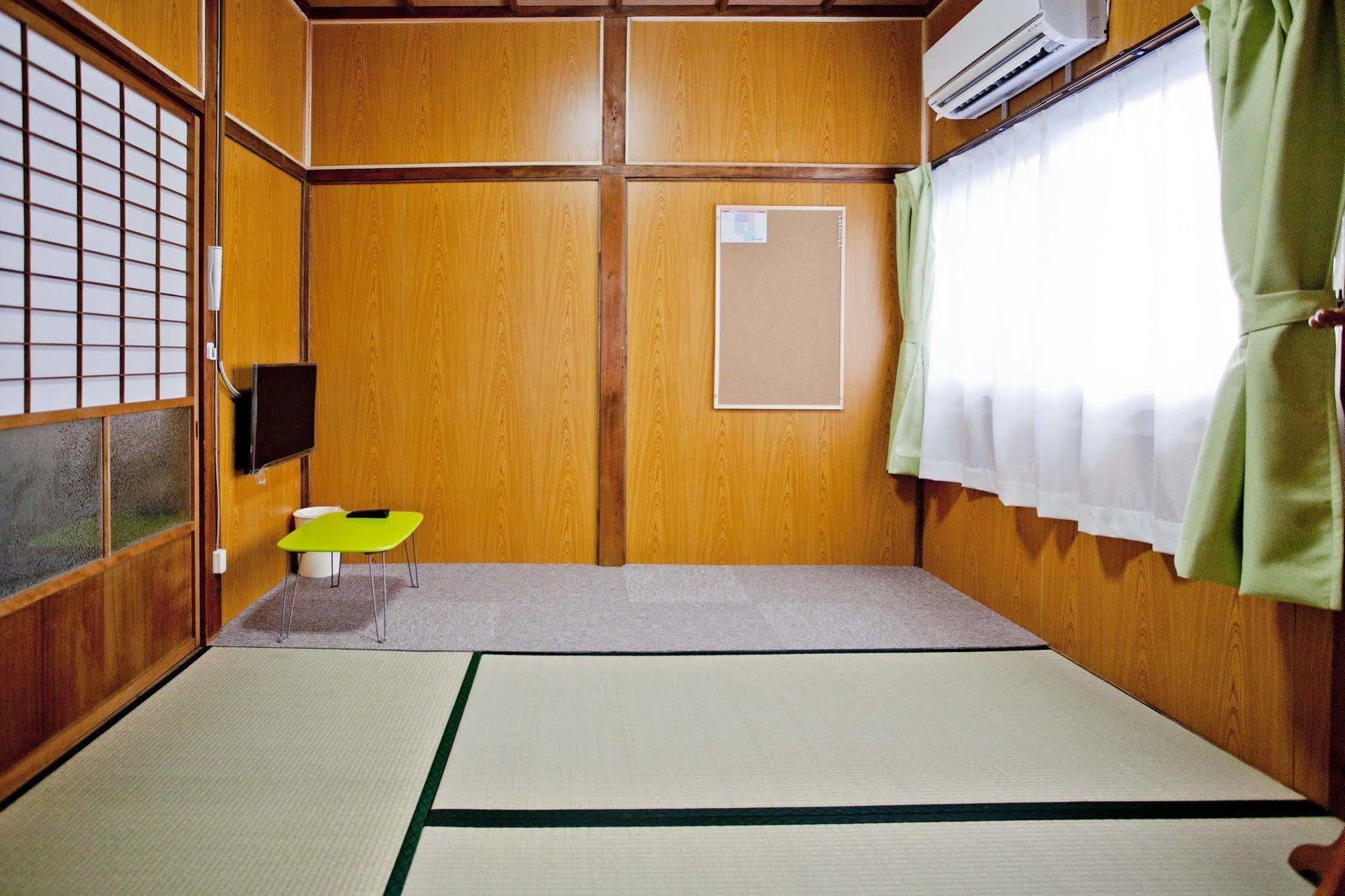 Dormitory Sandanya Guesthouse Shirahama Esterno foto